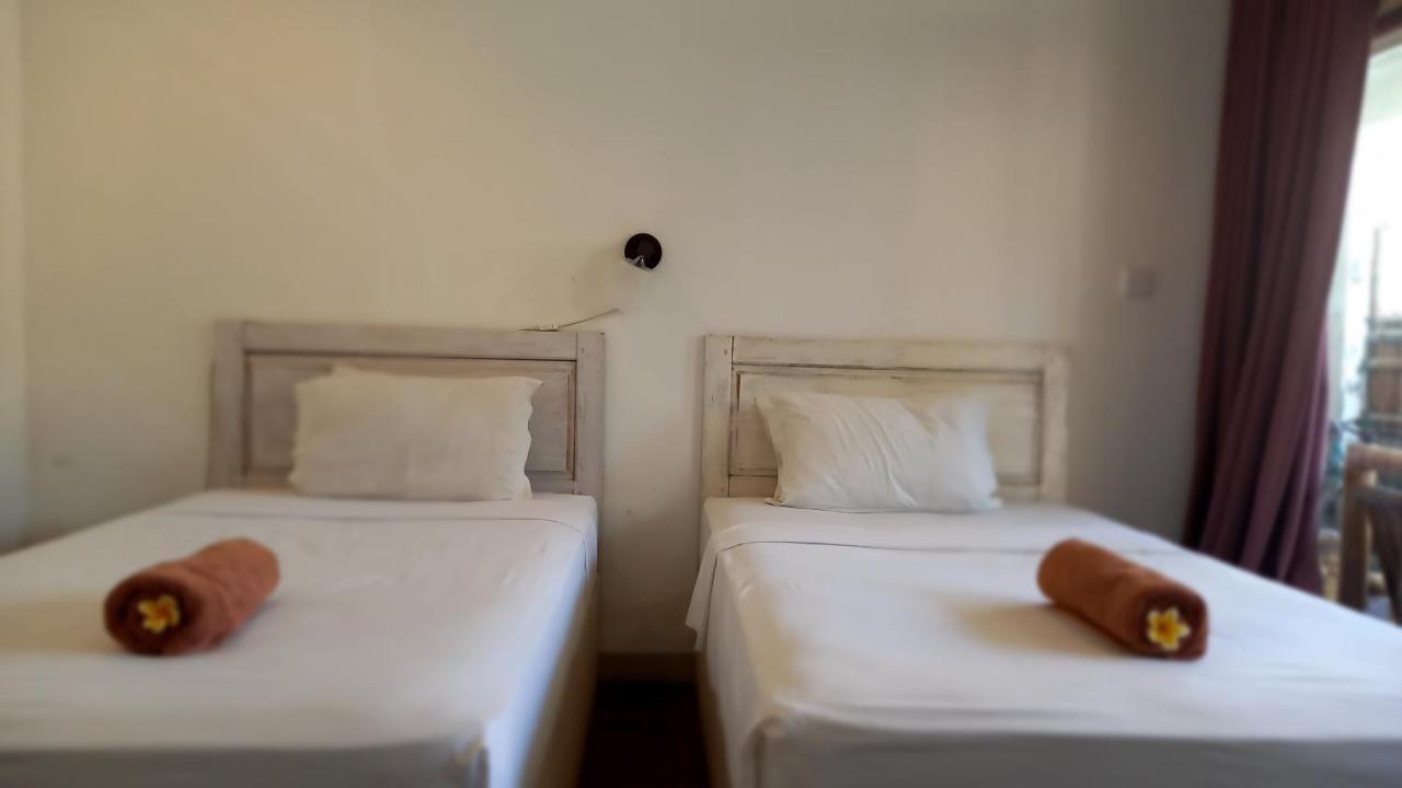 Wisma Bunda 2 Hotel Gili Trawangan Exterior photo